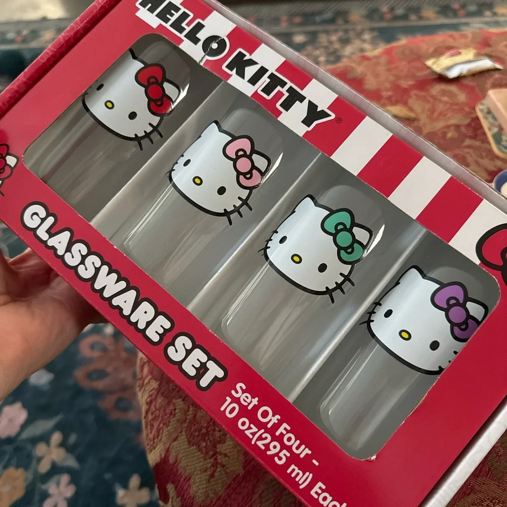 Hello Kitty Glassware Set of 4 | Clear Sanrio Cups | New in Box